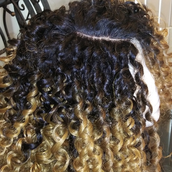 L-Part Wig - Picture 2 of 5